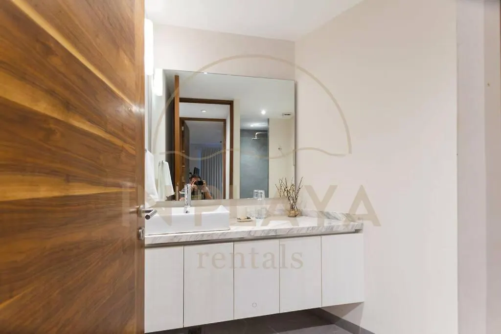 Luxury Condo, Hab Privada 100Mb Ac Gym Pool Cine Playa del Carmen Mexico